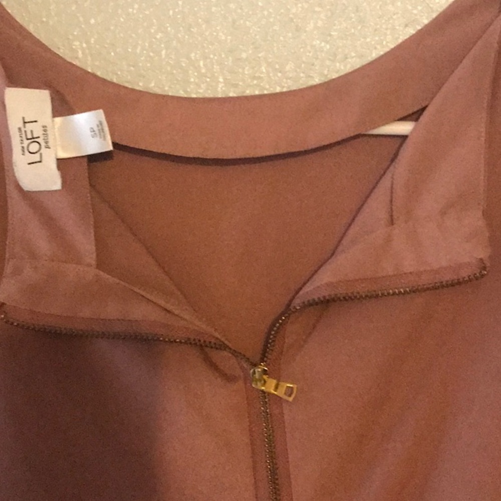 Blouse - Picture 2 of 3
